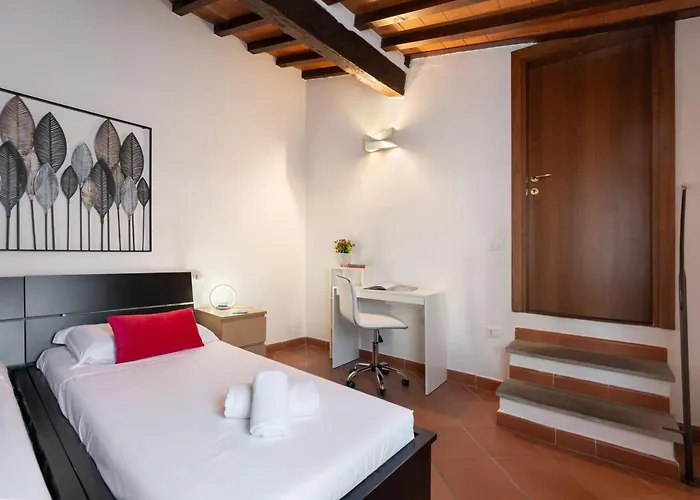 Apartment Keys Of Italy - Senese 38 - Two Bedroom Close To Centre Florence
